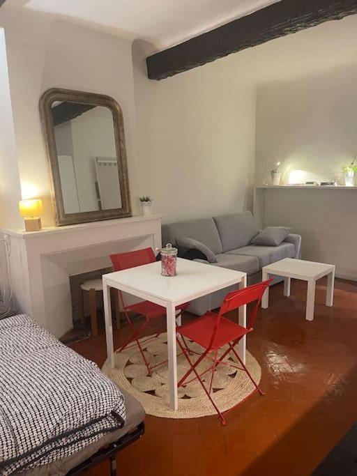Apartamento Aix En Provence - Jolie Studio Aix-en-Provence Exterior foto
